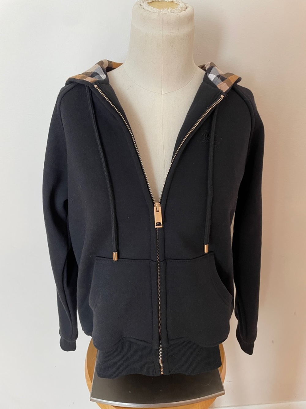 Burberry Hoodie Sweatshirt - excellent condition! - Picture 2 of 13